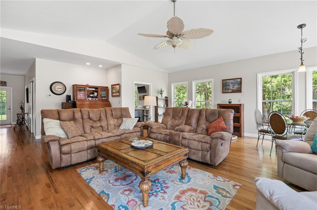 6421 Alamance County Line Road Liberty, NC 27298 - Photo 15 of 29 Gallery Image 15