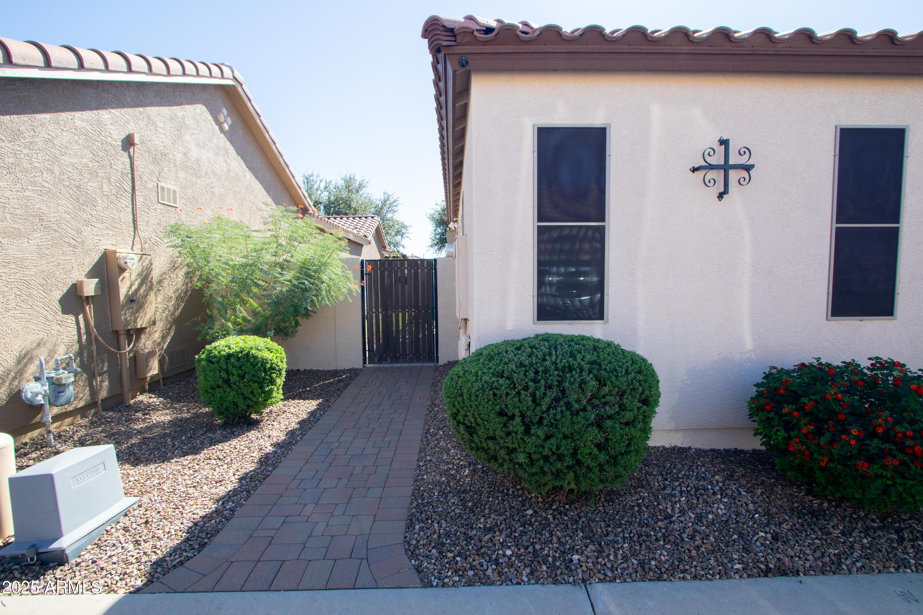 4621 East Blue Sage Road Gilbert, AZ 85297 - Photo 8 of 40 FrontGate