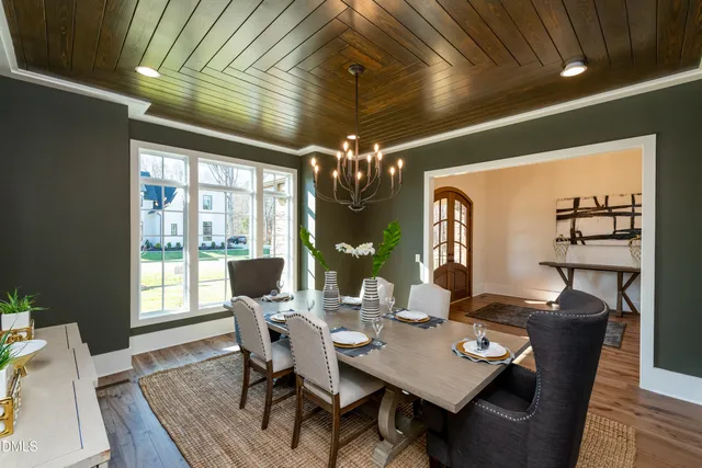 $2,375,000 | 5204 Barton View Court, Raleigh, NC 27615