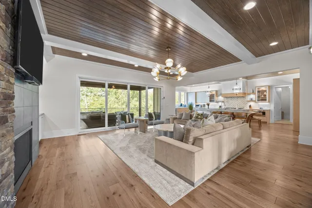 $2,375,000 | 5204 Barton View Court, Raleigh, NC 27615