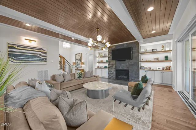 $2,375,000 | 5204 Barton View Court, Raleigh, NC 27615