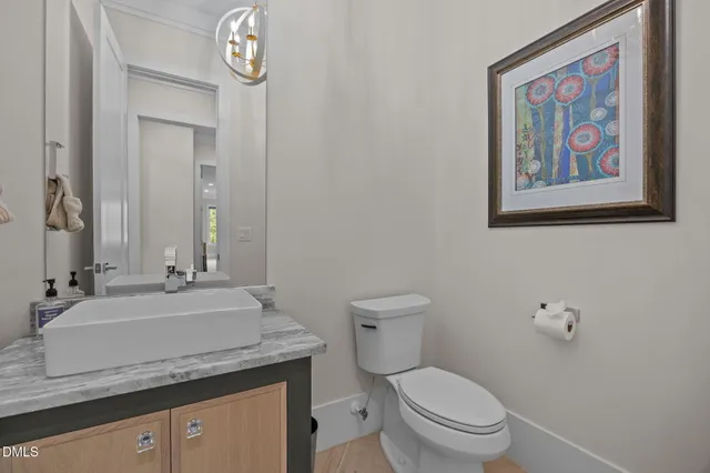 $2,375,000 | 5204 Barton View Court, Raleigh, NC 27615