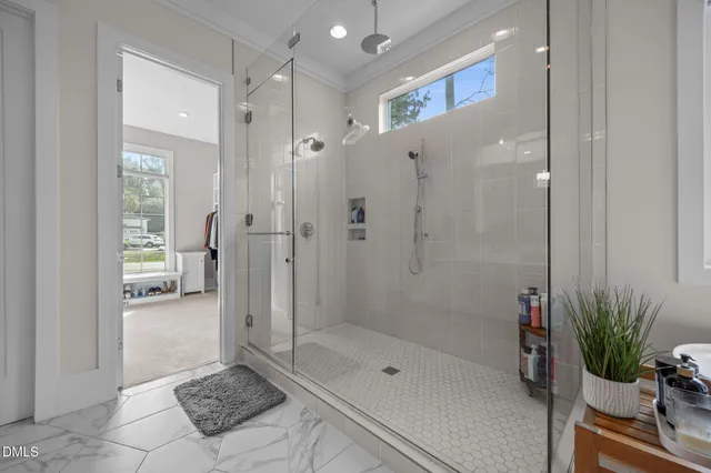 $2,375,000 | 5204 Barton View Court, Raleigh, NC 27615