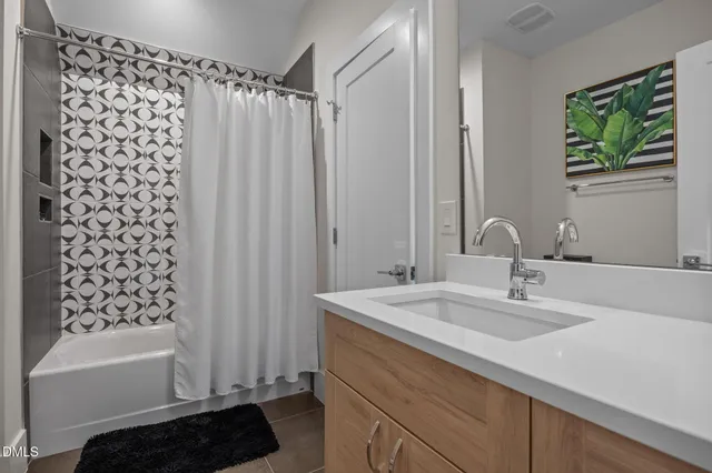 $2,375,000 | 5204 Barton View Court, Raleigh, NC 27615