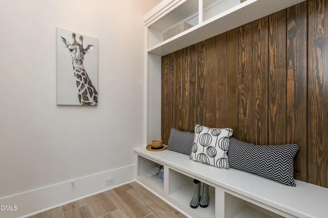 $2,375,000 | 5204 Barton View Court, Raleigh, NC 27615