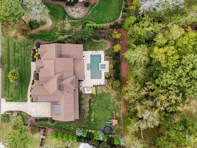 $2,375,000 | 5204 Barton View Court, Raleigh, NC 27615