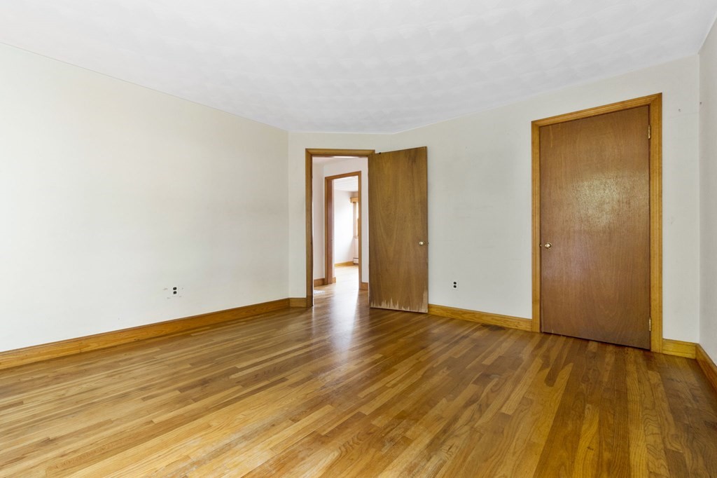 8 McIntyre Road Saugus, MA 01906 - Photo 13 of 19 Gallery Image 13