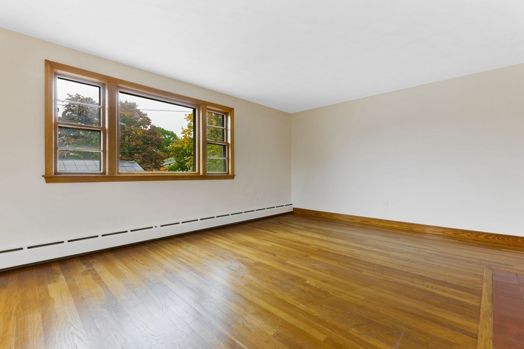 8 McIntyre Road Saugus, MA 01906 - Photo 4 of 19 Gallery Image 4