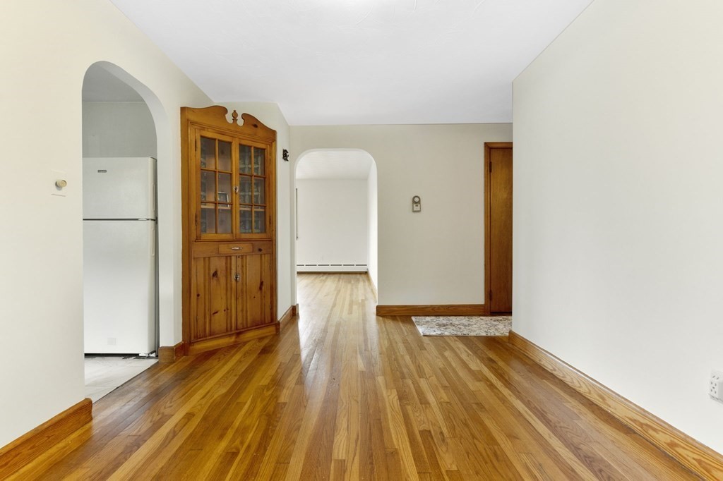 8 McIntyre Road Saugus, MA 01906 - Photo 7 of 19 Gallery Image 7