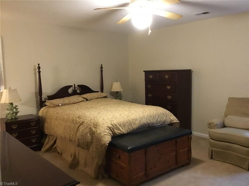 923 Aberdeen Road High Point, NC 27265 - Photo 17 of 30 Gallery Image 17