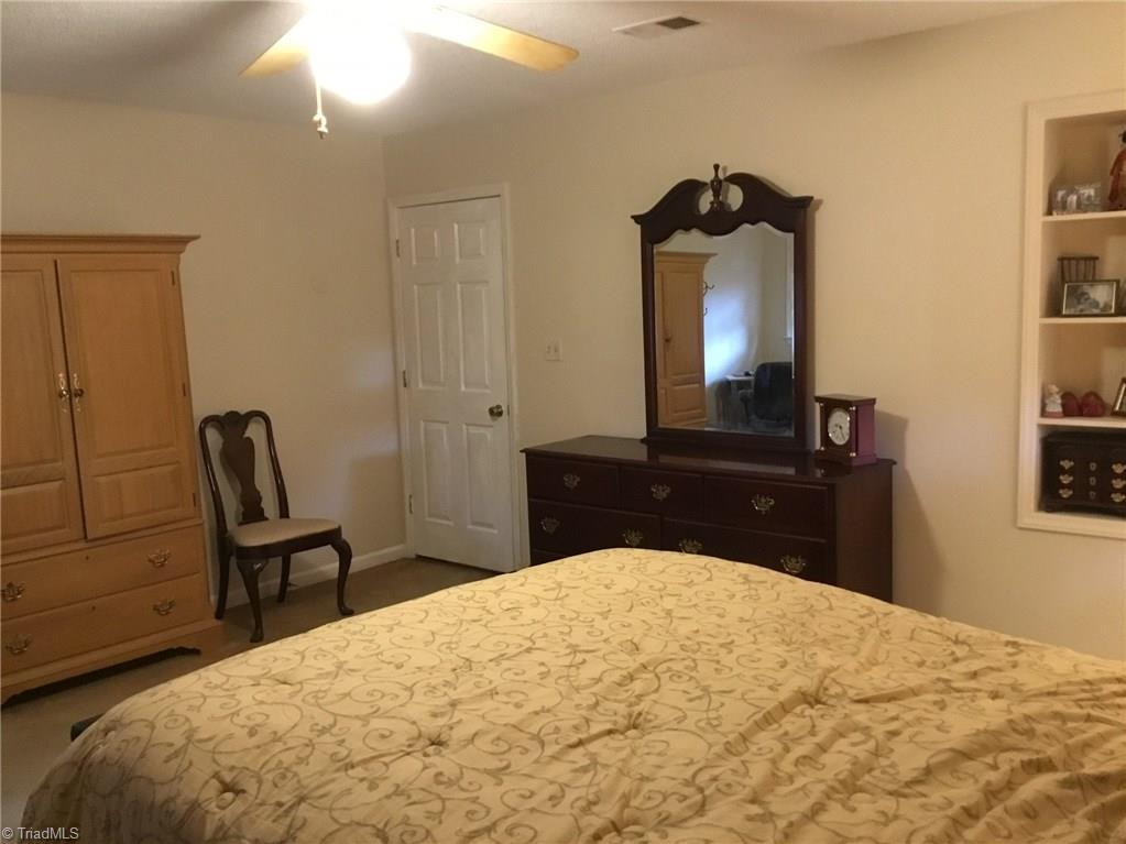 923 Aberdeen Road High Point, NC 27265 - Photo 19 of 30 Gallery Image 19