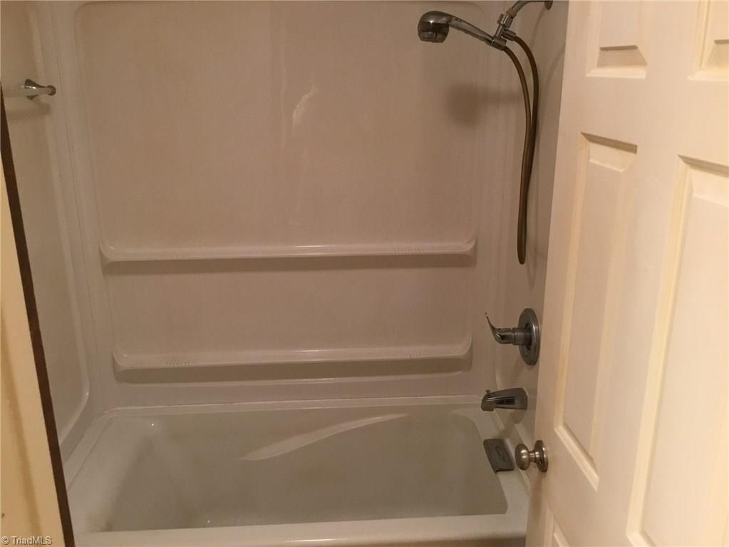 923 Aberdeen Road High Point, NC 27265 - Photo 24 of 30 Gallery Image 24