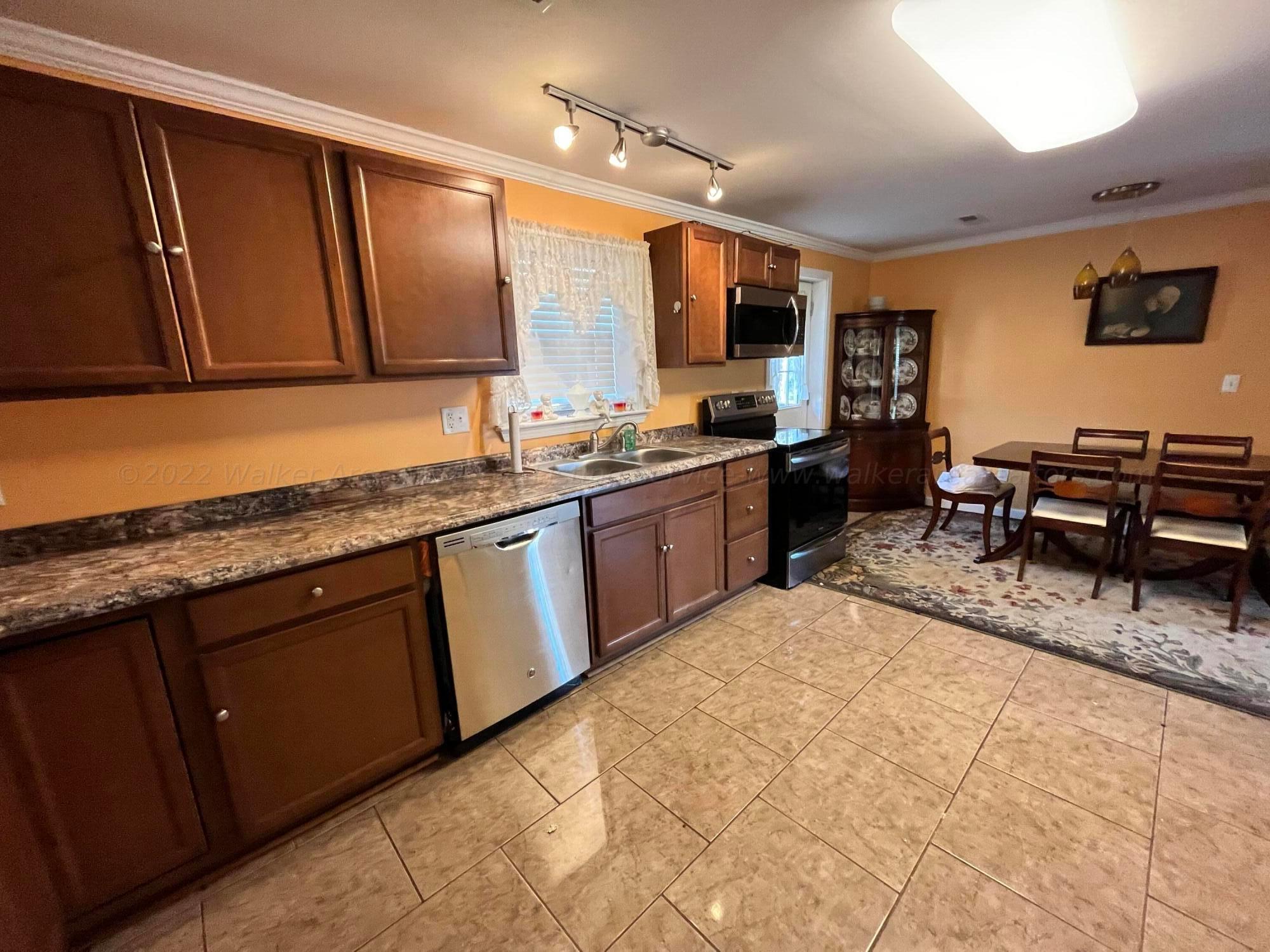 804 Hall Burton Road Sumiton, AL 35148 - Photo 6 of 16 Gallery Image 6