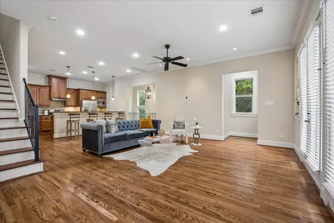 $650,000 | 1112 Peveto Street, Unit C, Houston, TX 77019