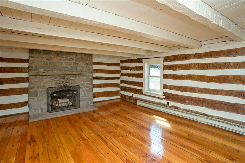 306 Two Mile Run Road Ligonier, PA 15658 - Photo 9 of 25 Upstairs Log Bedroom