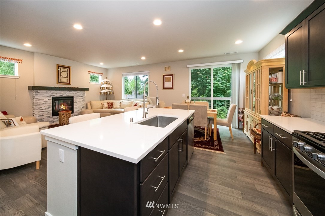 103 180th Place Southwest Bothell, WA 98012 - Photo 3 of 23