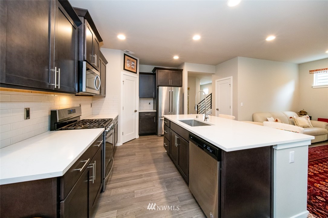 103 180th Place Southwest Bothell, WA 98012 - Photo 4 of 23