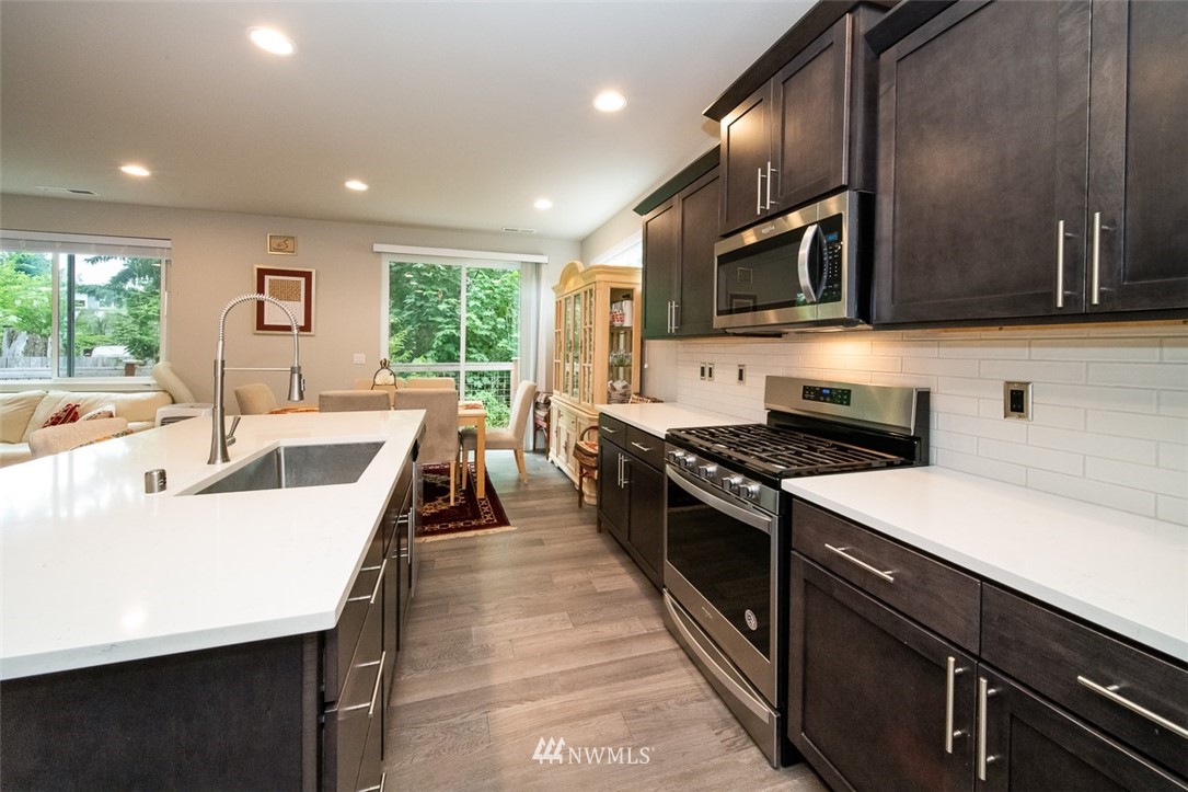 103 180th Place Southwest Bothell, WA 98012 - Photo 5 of 23