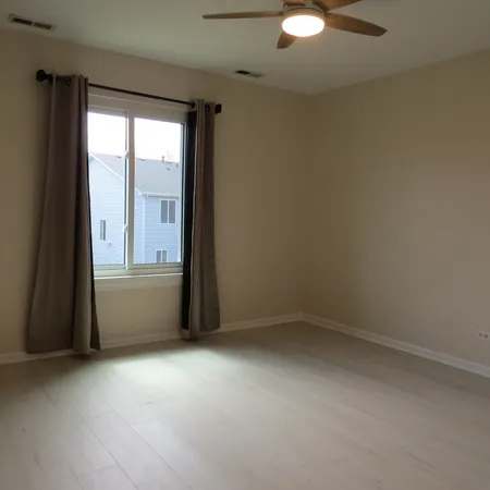 $2,500 | 2530 Warm Springs Lane, Naperville, IL 60564