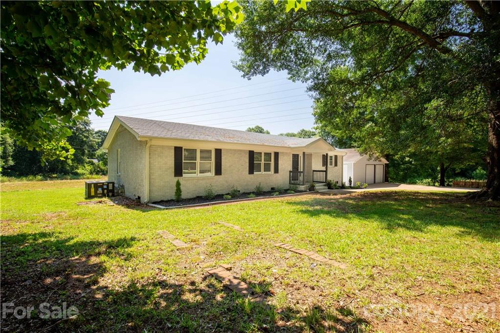 1526 Bloomfield Road Rock Hill, SC 29732 - Photo 1 of 24 Gallery Image 1