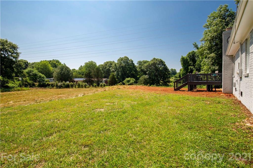 1526 Bloomfield Road Rock Hill, SC 29732 - Photo 7 of 24 Gallery Image 7