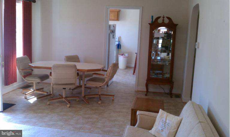 11677 Country Club Road Waynesboro, PA 17268 - Photo 9 of 15 Dining Room