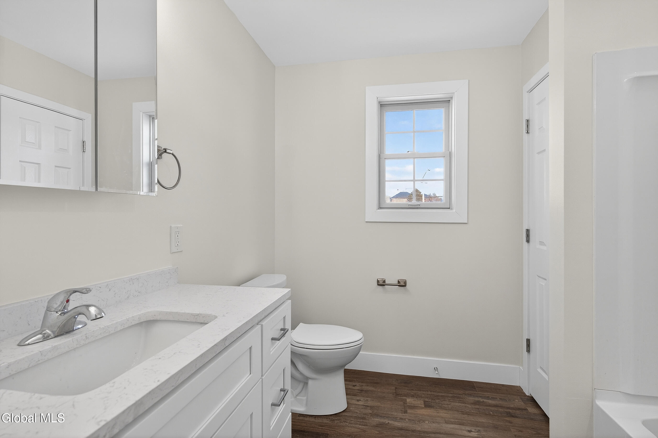 6 Arrow Street, Unit 3 Colonie, NY 12304 - Photo 18 of 32 019-6-Arrow-St-Schenectady-NY-12304_Unit