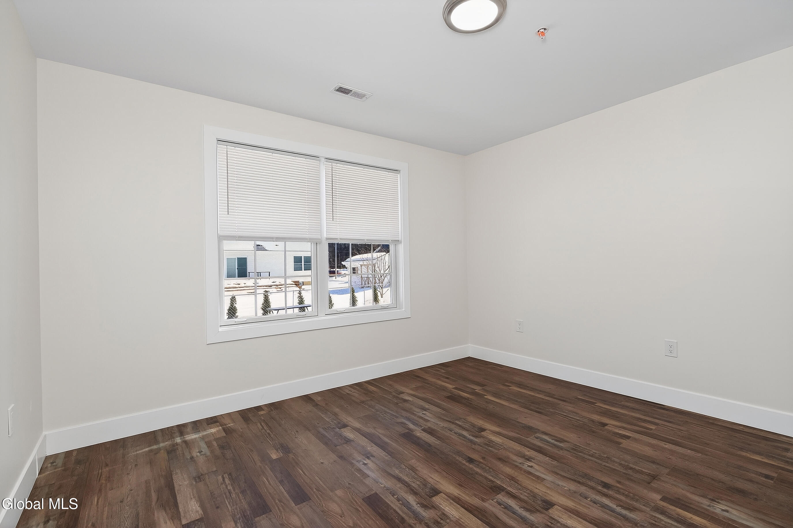 6 Arrow Street, Unit 3 Colonie, NY 12304 - Photo 24 of 32 024-6-Arrow-St-Schenectady-NY-12304_Unit