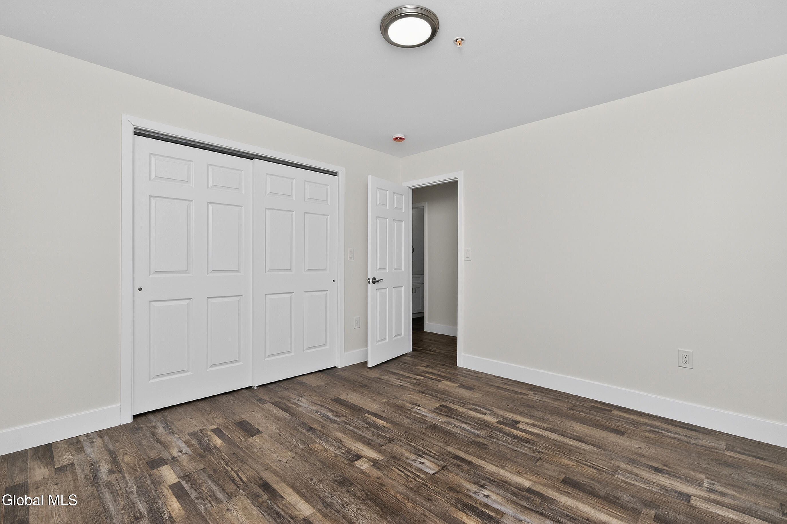 6 Arrow Street, Unit 3 Colonie, NY 12304 - Photo 27 of 32 027-6-Arrow-St-Schenectady-NY-12304_Unit