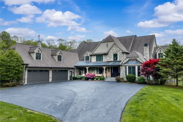 $3,750,000 | 15675 Cothelstone Lane, Chagrin Falls, OH 44022