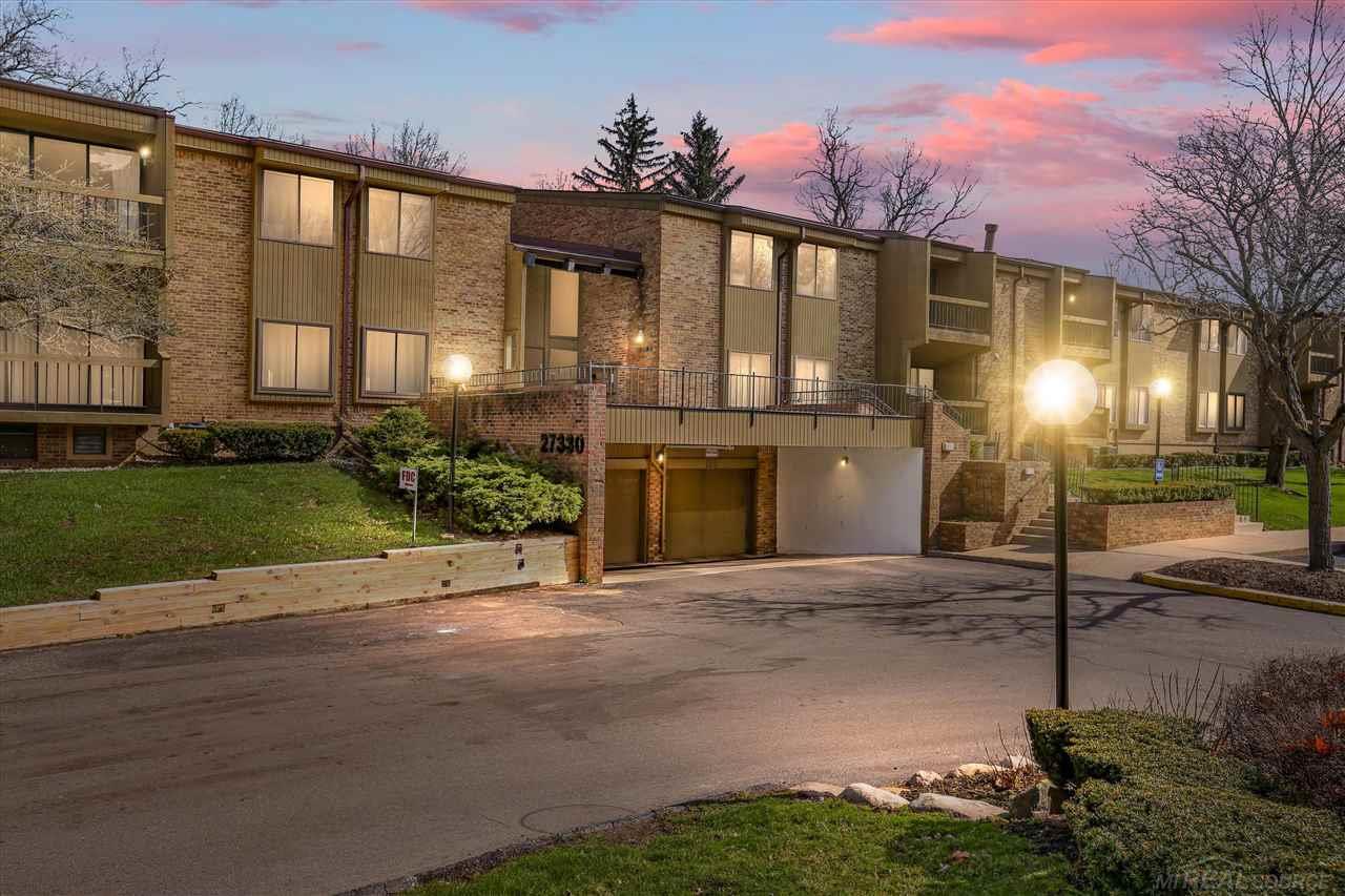 27330 Arborway Road Southfield, MI 48033 - Photo 1 of 25 50076776.JPG