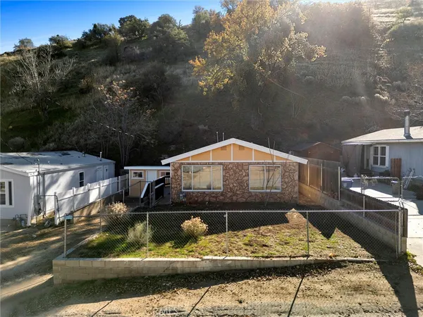 $289,000 | 508 South Drive, Lebec, CA 93243