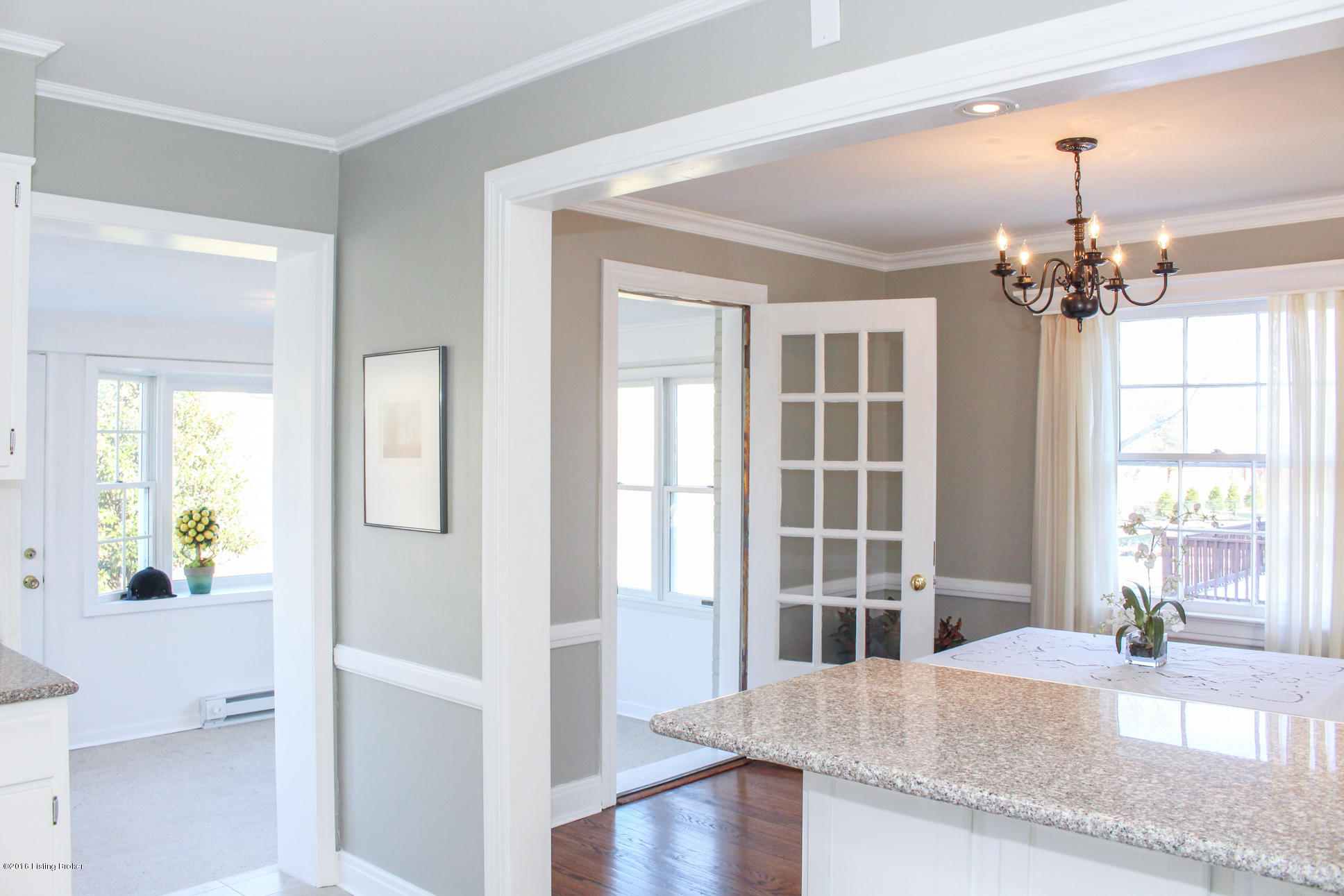 225 Alcott Road Louisville, KY 40207 - Photo 18 of 38 IMG_7942