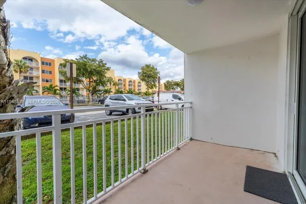 $239,900 | 6960 Miami Gardens Drive, Unit 2124, Hialeah, FL 33015