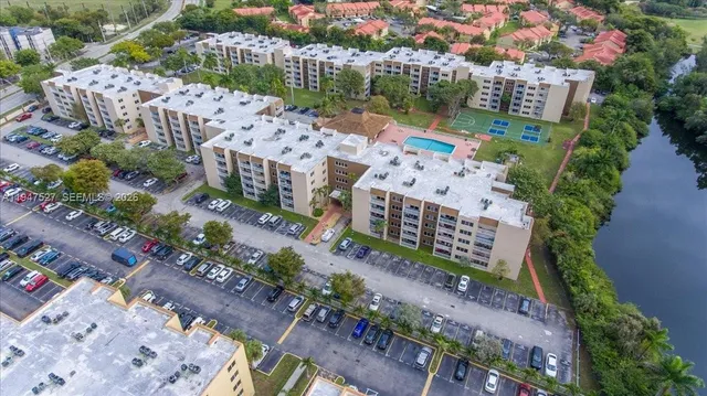 $243,000 | 6960 Miami Gardens Drive, Unit 2124, Hialeah, FL 33015