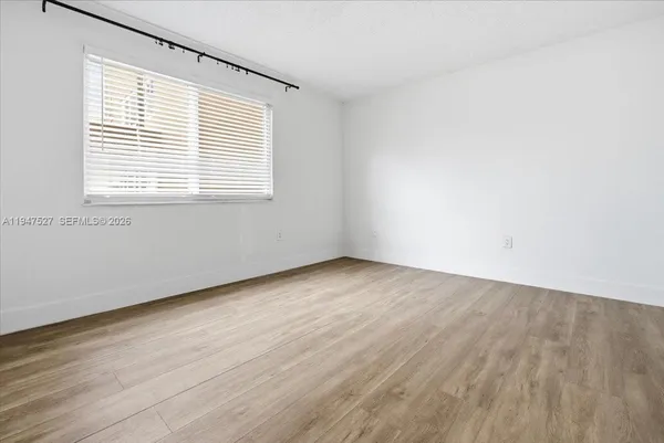 $239,900 | 6960 Miami Gardens Drive, Unit 2124, Hialeah, FL 33015