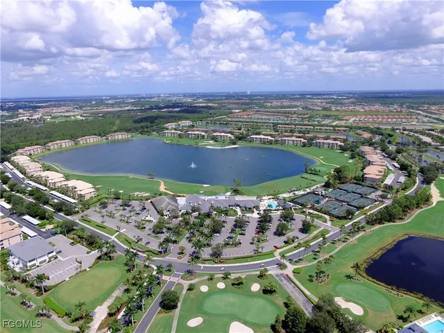 $475,000 | 10381 McArthur Palms Lane, Unit 2711, Fort Myers, FL 33966