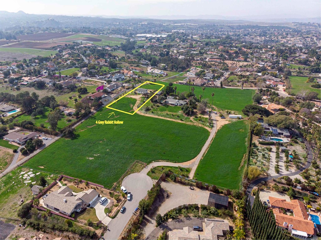 4 Grey Rabbit Hollow Lane Fallbrook, CA 92028 - Photo 1 of 1 Gallery Image 1