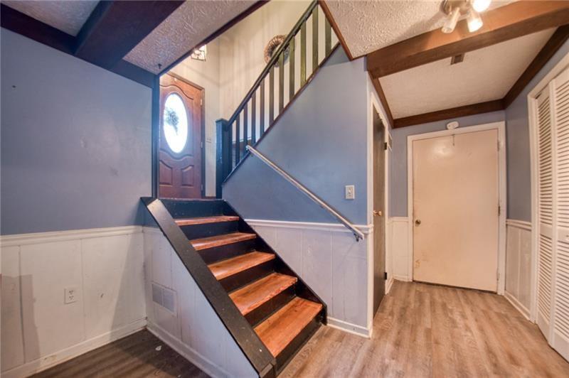 2759 Brodhead Road Aliquippa, PA 15001 - Photo 2 of 30