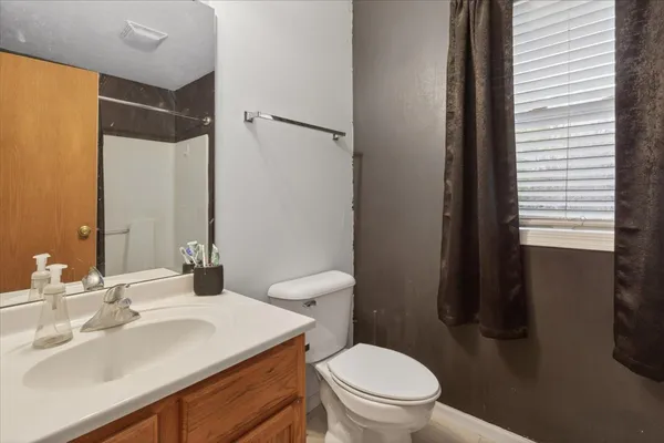 $240,900 | 1109 Candlewick Drive, Poplar Grove, IL 61065