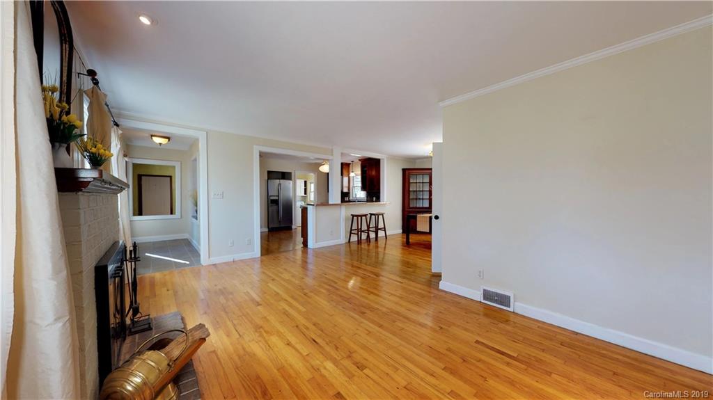 125 Beverly Road Asheville, NC 28805 - Photo 17 of 30 Gallery Image 17