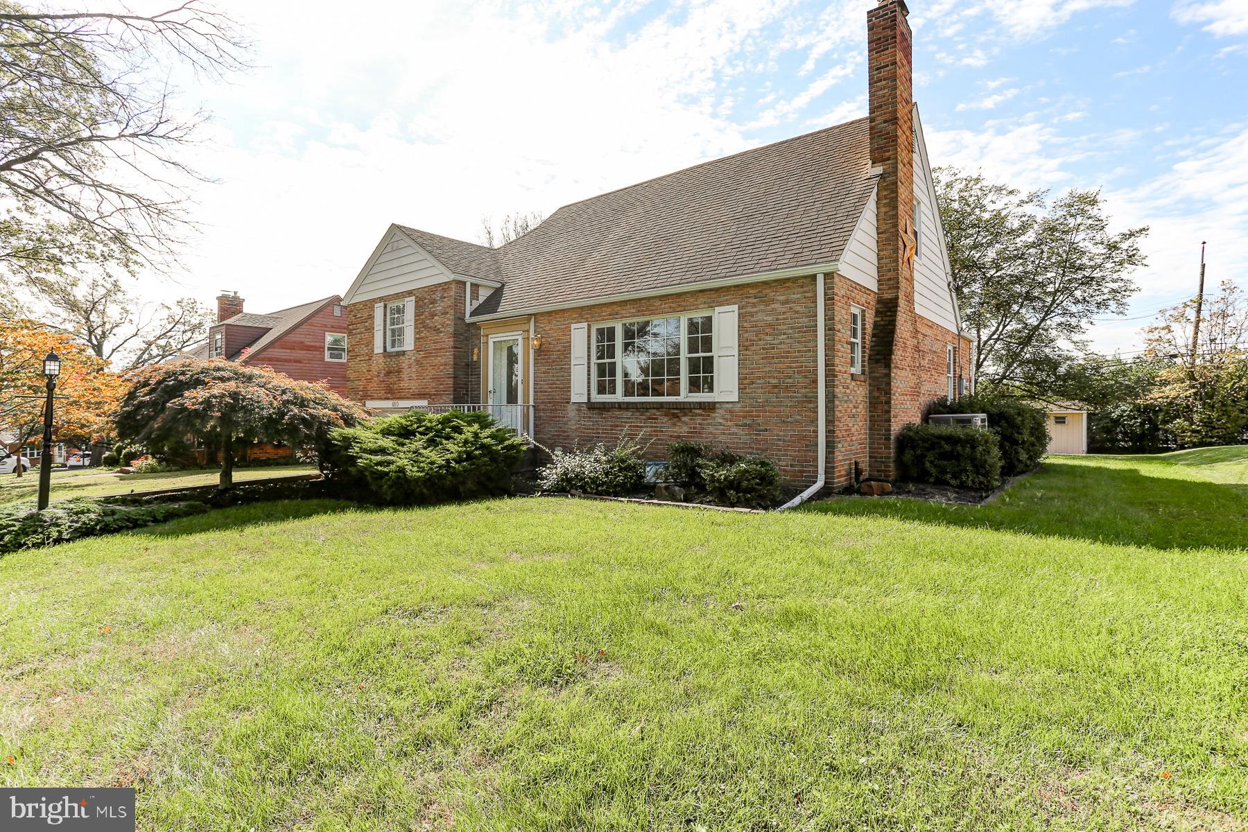 610 Luther Road Harrisburg, PA 17111 - Photo 3 of 32