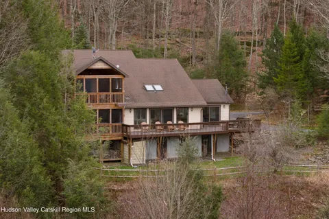 $915,000 | 51 Barnum Road, Windham, NY 12454