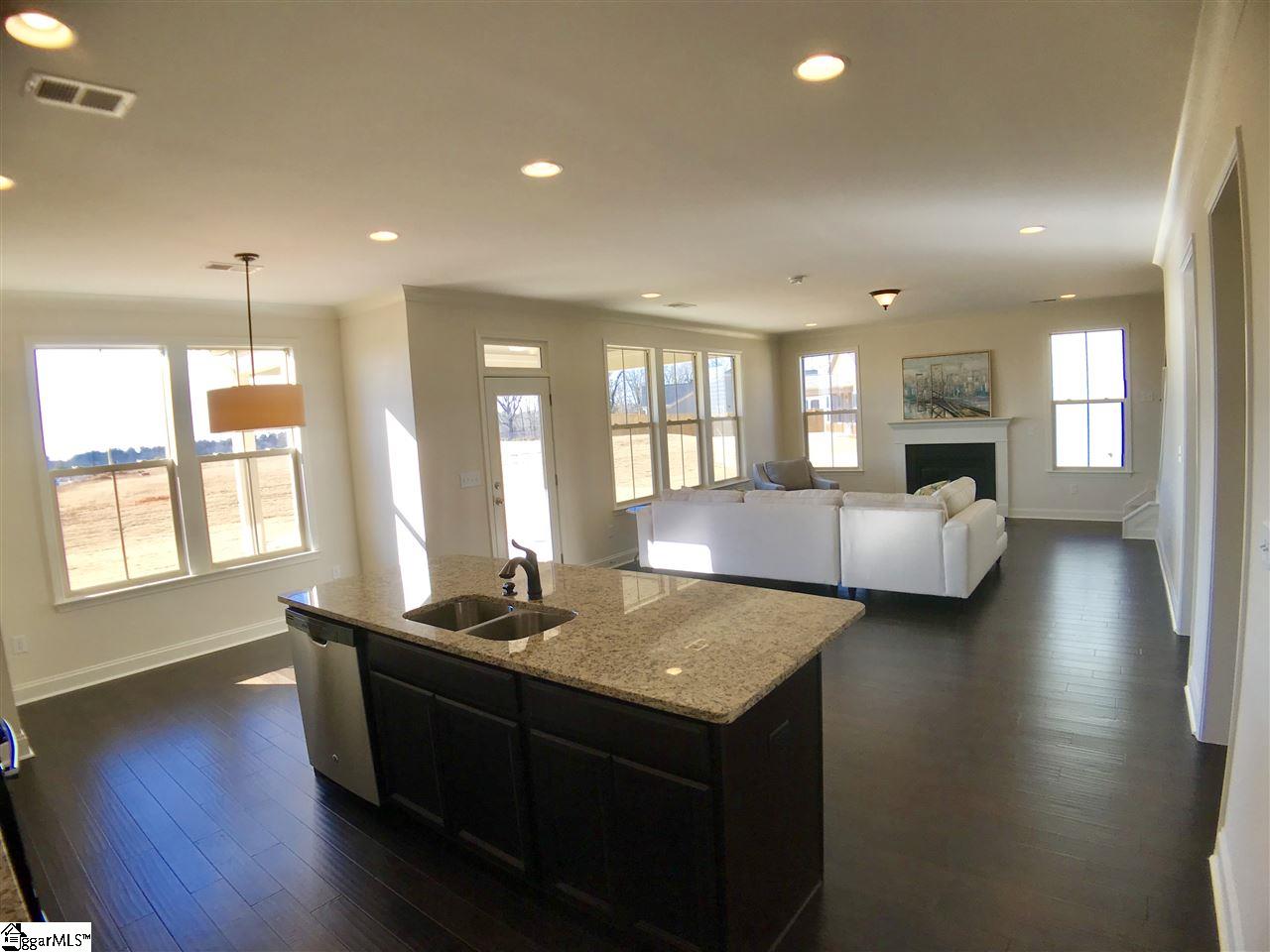 501 Culledon Way Simpsonville, SC 29681 - Photo 3 of 36 Gallery Image 3