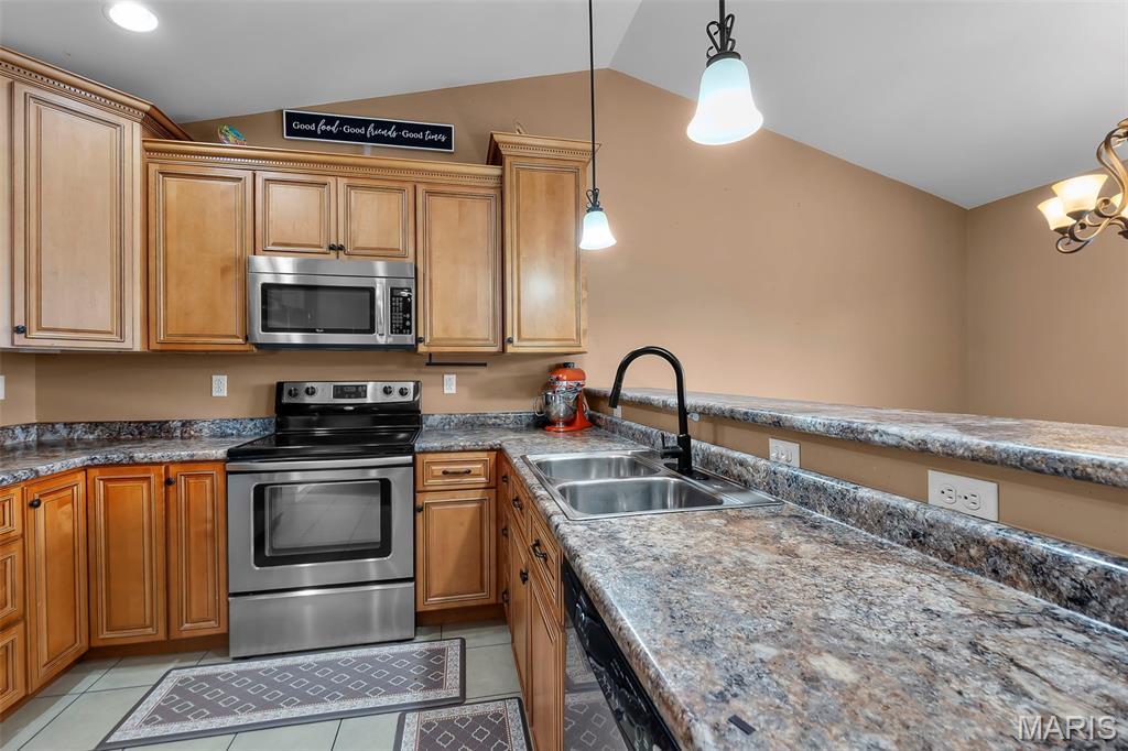 509 Lyndhurst Drive Jackson, MO 63755 - Photo 4 of 25