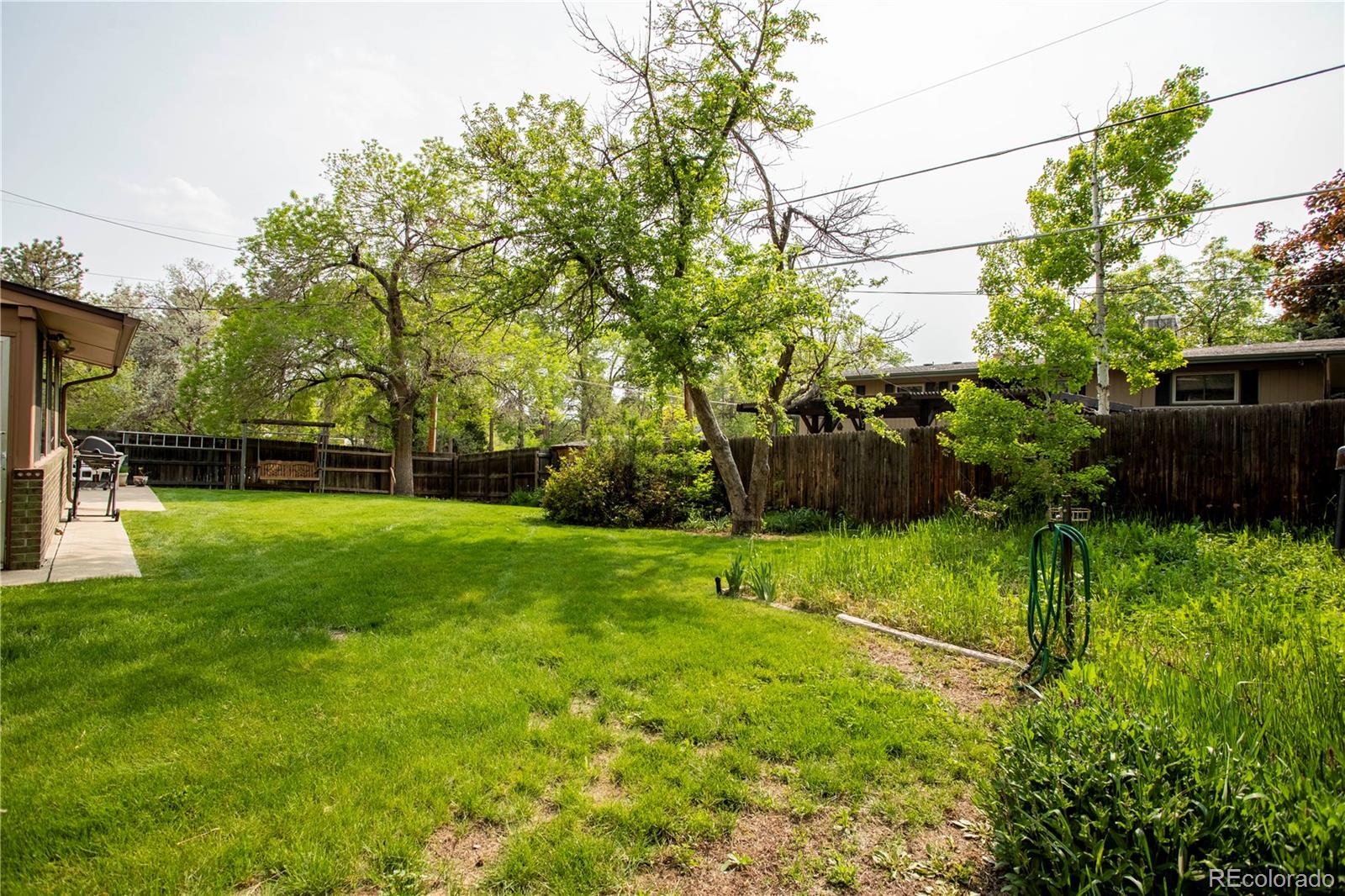 6001 Welch Street Arvada, CO 80004 - Photo 25 of 32 a view of a park