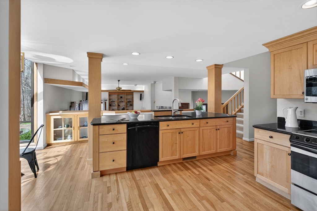 23 Greybirch Road Andover, MA 01810 - Photo 10 of 42