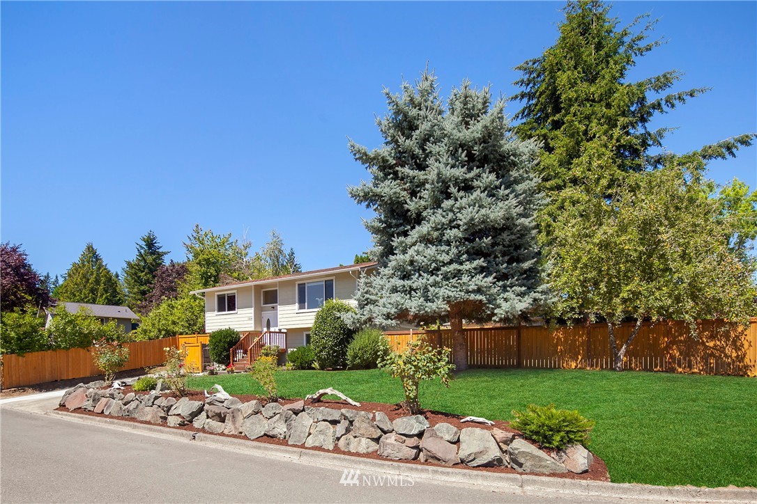 11014 Northeast 150th Street Bothell, WA 98011 - Photo 2 of 18 Gallery Image 2