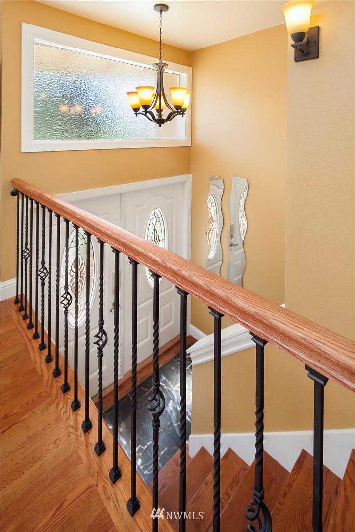 11014 Northeast 150th Street Bothell, WA 98011 - Photo 3 of 18 Gallery Image 3