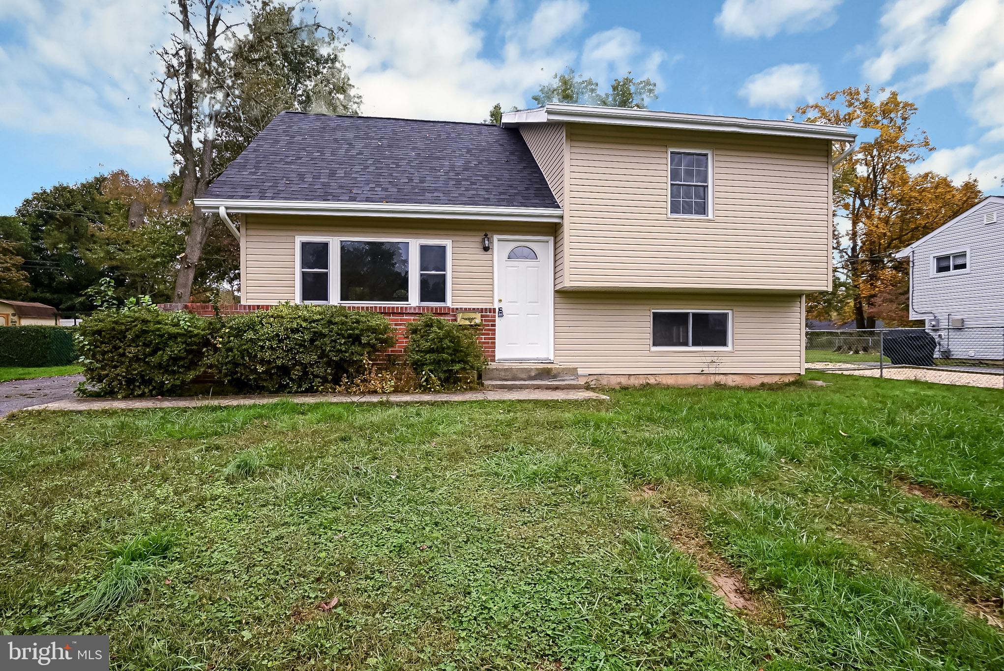 11 Garrett Road Newark, DE 19713 - Photo 1 of 29 Gallery Image 1